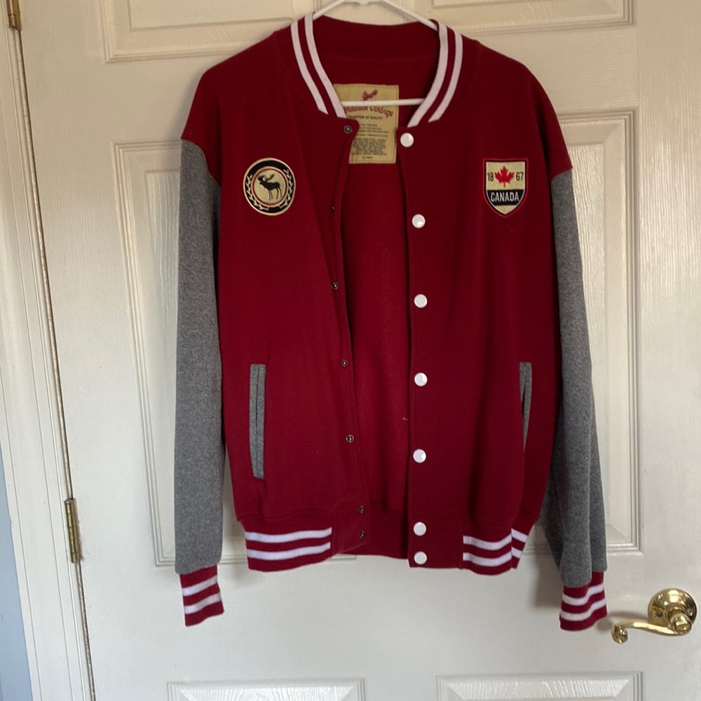 Canadian Vintage. Size M. Varsity jacket